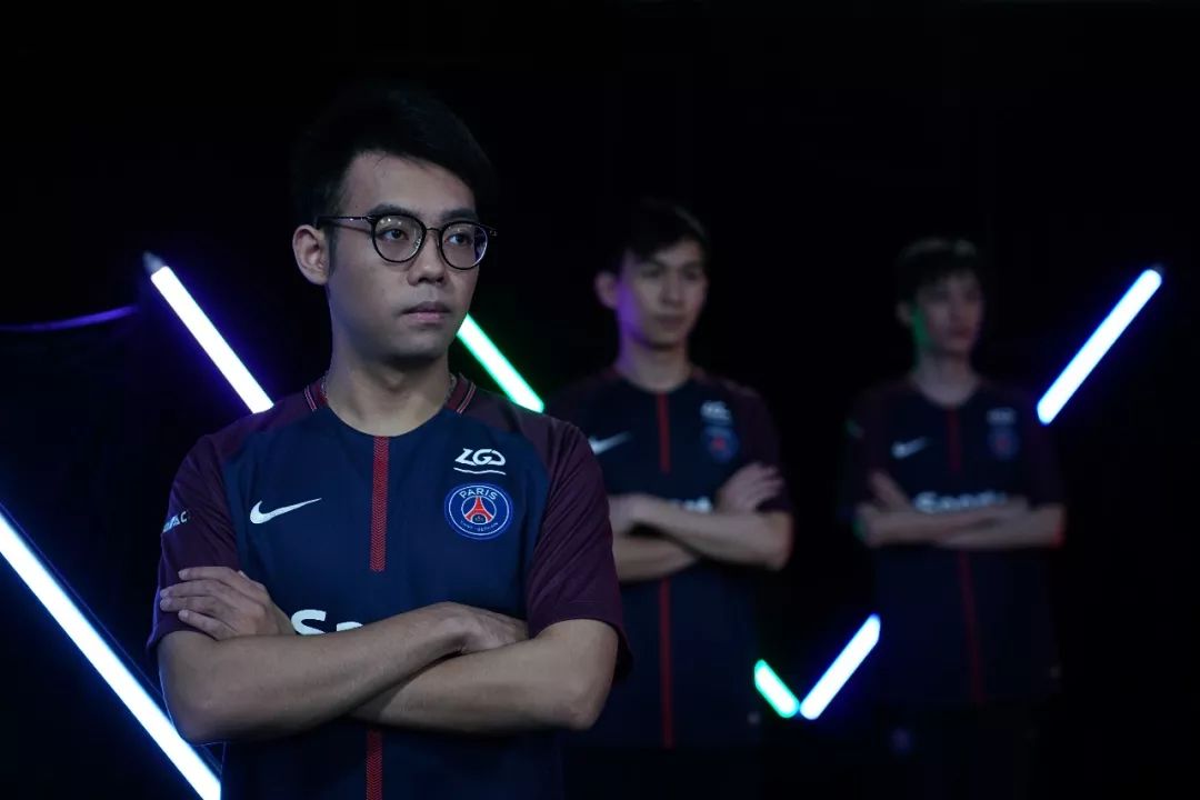 LPL季后赛：今天16：45 EDG vs FPX