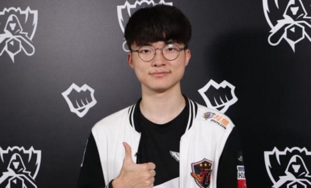 PO8 Maokai的老树与缠绕的根 Yuanyue Jax的离谱传送被融化 Weibo Gaming 取得领先